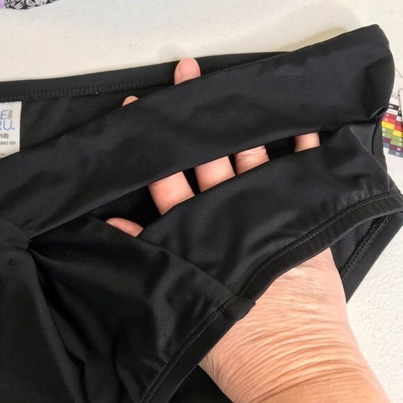 NWT Time and Tru Two Piece Bathing Suit Print Top Black Cutout Bottom Womens XL - Picture 10 of 16